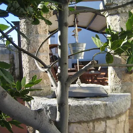 Alojamento de Acomodação e Pequeno-almoço Donna Luisa Monopoli